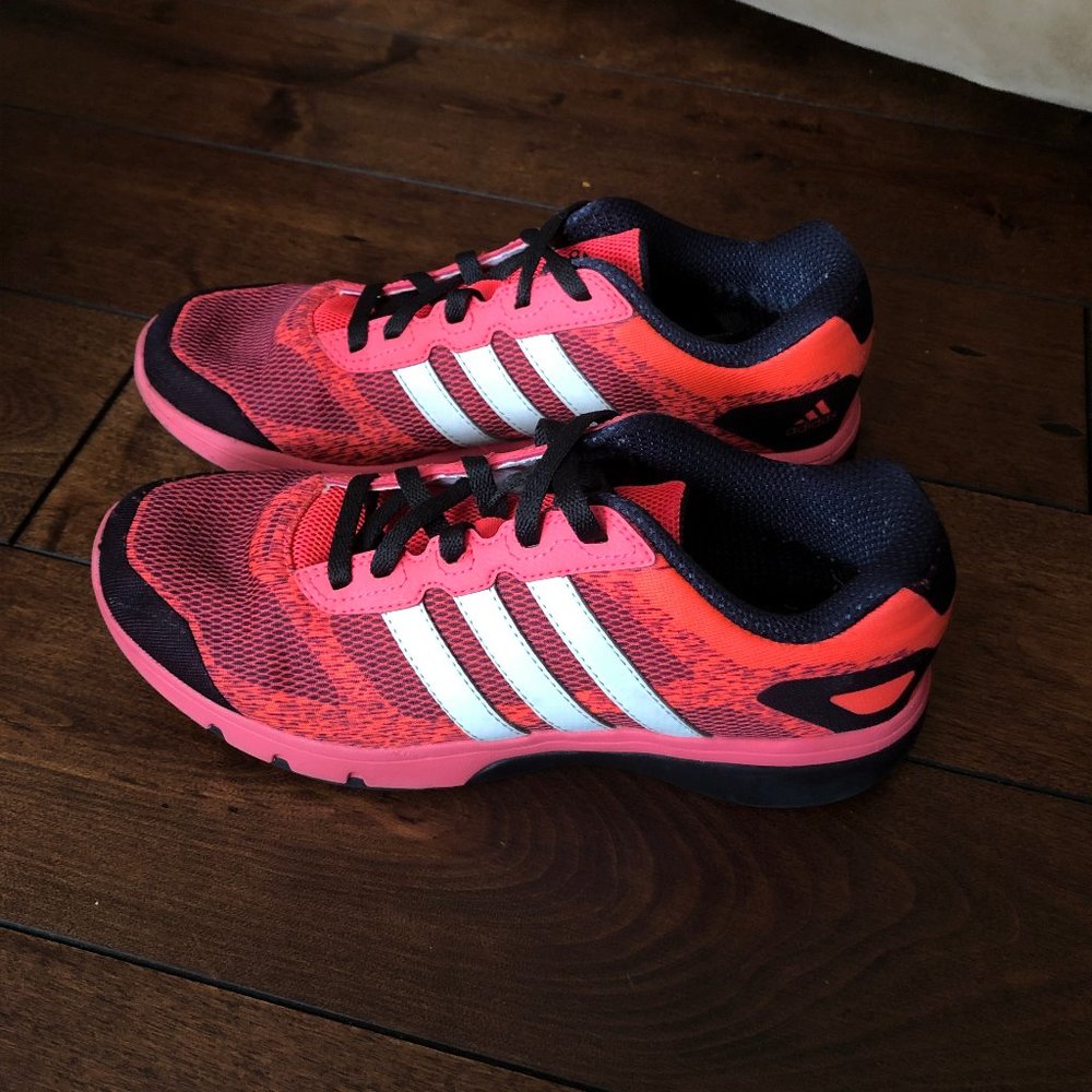 Women's Adidas Shoes‎
